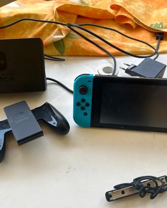 Nintendo Switch Blu/Rosso CRACKABILE