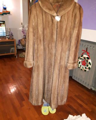 pelliccia di visone nuova