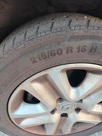 4 Cerchio  completi di copri cerchi renault