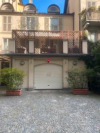 In Via San Massimo posto auto in silos