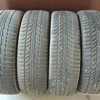 Gomme invernali Hankook 215 45 20