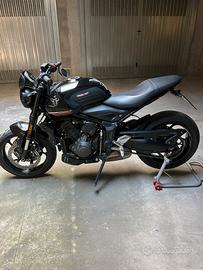 Triumph Trident 660