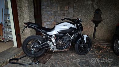 moto MT-07