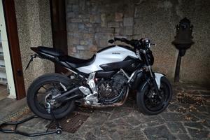 moto MT-07