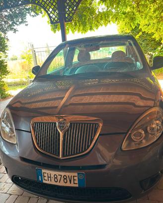Lancia Y Diva per neopatentati.