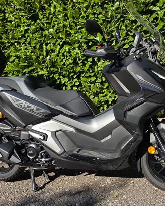 ADV 350 special edition come nuova