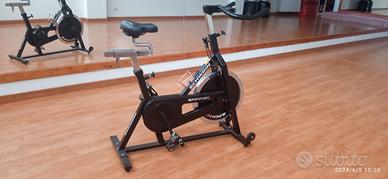 Bici da spinning Swinn