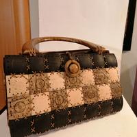 Borsetta a mano artigianale in Cocco e legno duro