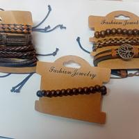 9 braccialetti cuoio e legno 15 euro