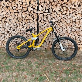Trek Session