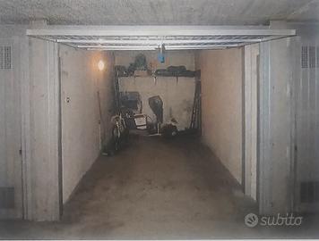 Box Auto 14 mq centro Albiolo