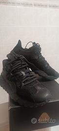 Flower Mountain Black 44