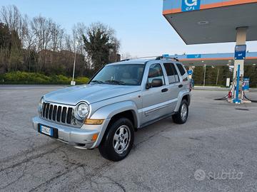 Jeep Cherokee 2.8 CRD Limited