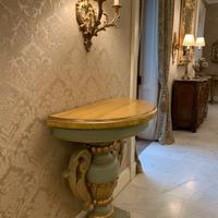 Console da ingresso veneziana antica a mezzaluna