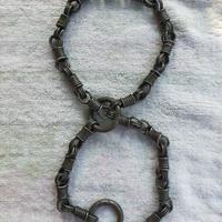 Carabinieri vecchie manette a catenella