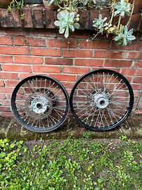 Due ruote complete per Kawasaki