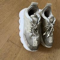 versace chain reaction