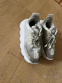 versace chain reaction