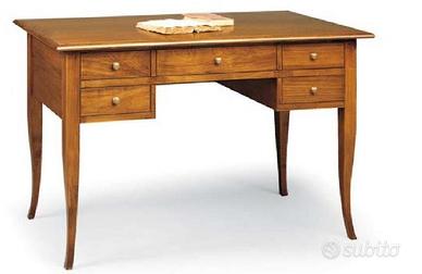 Scrivania cinque cassetti in arte povera