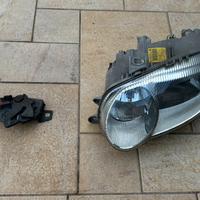 Faro anteriore sinistro + chiusura AlfaRomeo 147