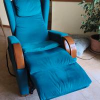 POLTRONA MEDICALE PER ANZIANI