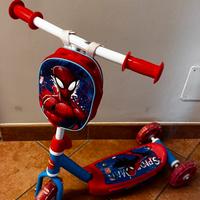 Monopattino spiderman
