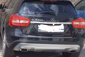  mercedes GLA200d 