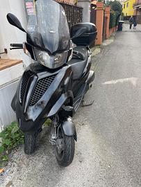 Piaggio MP3 300 - 2013