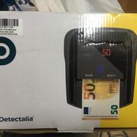 Rilevatore di banconote false e conteggio