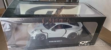 Porsche 1 18 