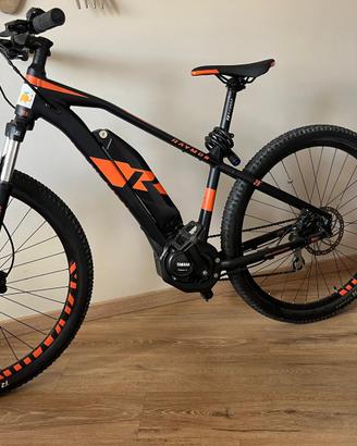 E-MTB R Raymon 29" - Motore Yamaha - Con batteria