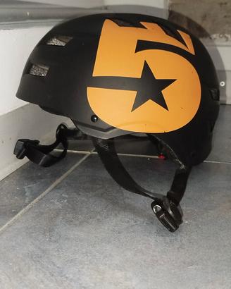 casco protettivo per vambini