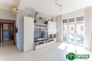 TRILOCALE LUMINOSO CON BALCONE