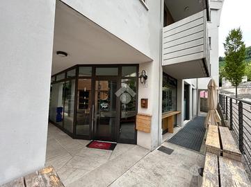 NEGOZIO A VALDOBBIADENE