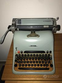 Macchina da scrivere Lexikon 80