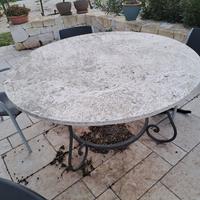 Tavolo in pietra in traverrino