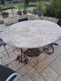 Tavolo in pietra in traverrino