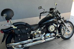 Moto custom Yamaha drag star. 650
