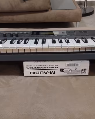 Tastiera Korg i3