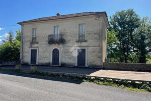 CASA INDIPENDENTE A CASALVIERI