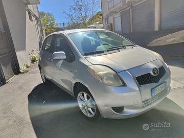 Toyota Yaris 2 Serie 