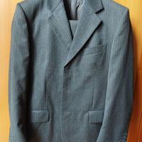 Completo gessato grigio