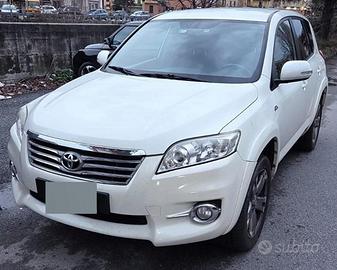Toyota Rav 4 crossover 2.2 automatica