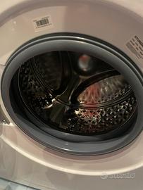 Lavatrice nuova due mesi di vita