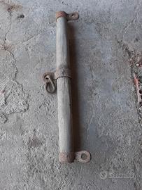 Antico Bilancino Agricolo in Legno e Ferro – Lampa