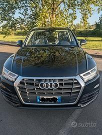 Audi Q5 II 2017 45 3.0 tdi Business 231 CV triptro