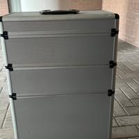Valigia professionale in alluminio a 3 scomparti