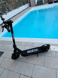 Monopaattino elettrico sparco max s2
