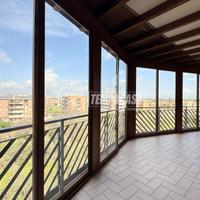 Trilocale con terrazzo, soffitta e posto auto