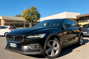 Volvo V60 Cross Country D4 AWD Geartronic Business